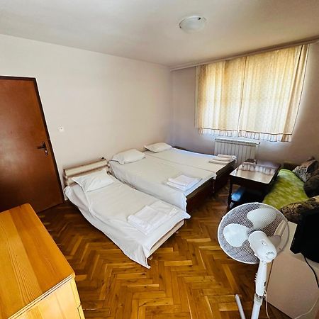 Несебър, Къща Със Стаи Под Наем Всяка Със Самостоятелна Баня, Тоалетна И Тераса Само На 400Метра От Двата Плажа В Несебър Zewnętrze zdjęcie